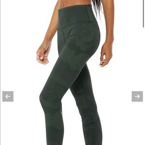 Alo XXS army print leggings